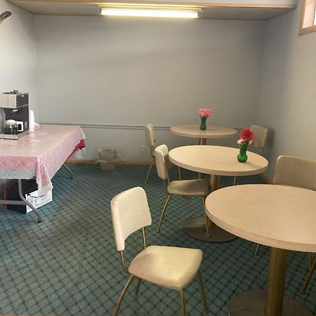 Western Skies Motel Clarendon Экстерьер фото