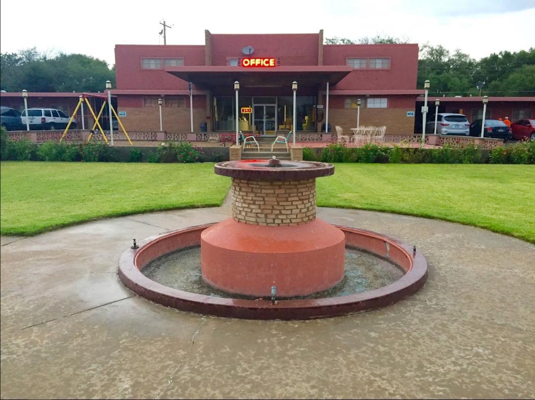 Western Skies Motel Clarendon Экстерьер фото